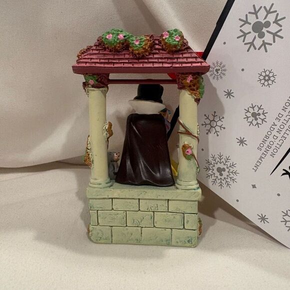 Disney Store Artist Sketchbook Princess Snow White Figurine Ornament NWT - Picture 4 of 6